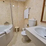 Eden Hotel