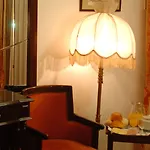 Eden Hotel