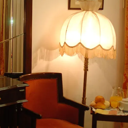 Eden Hotel
