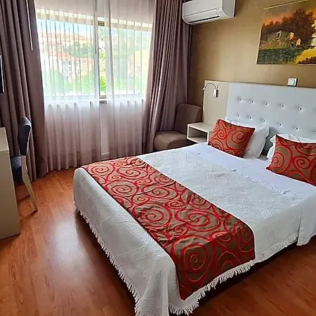Hotel Eden 3*