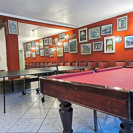 Eden Hotel