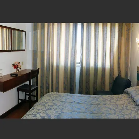 Eden Hotel 3*